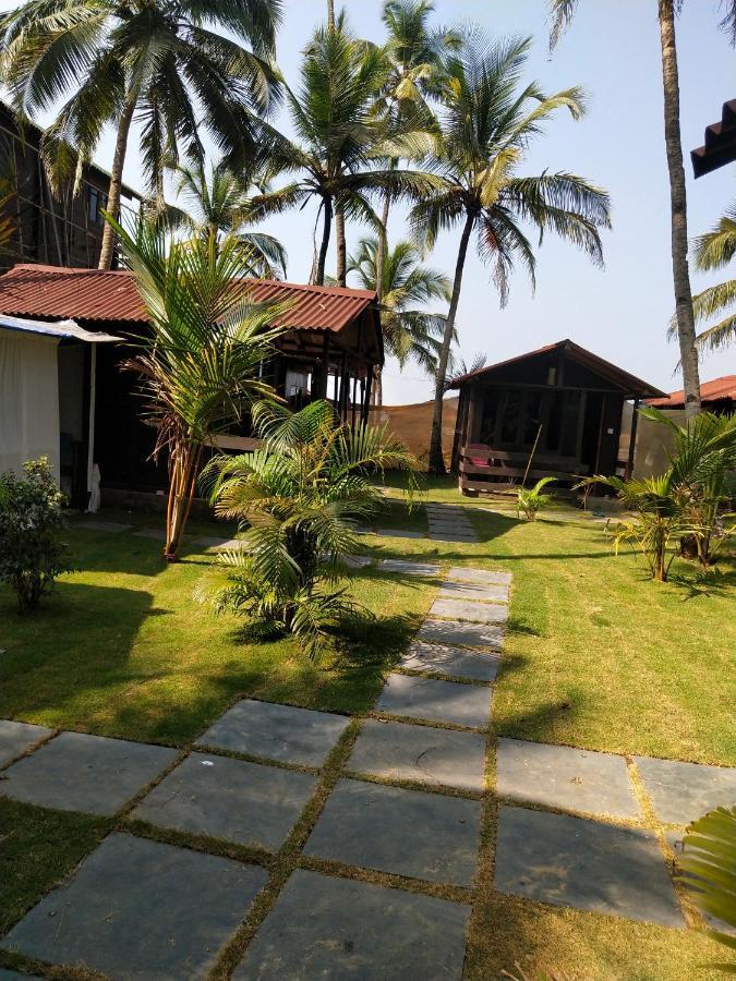 Hotel Papillon Beach Huts Palolem Exterior foto